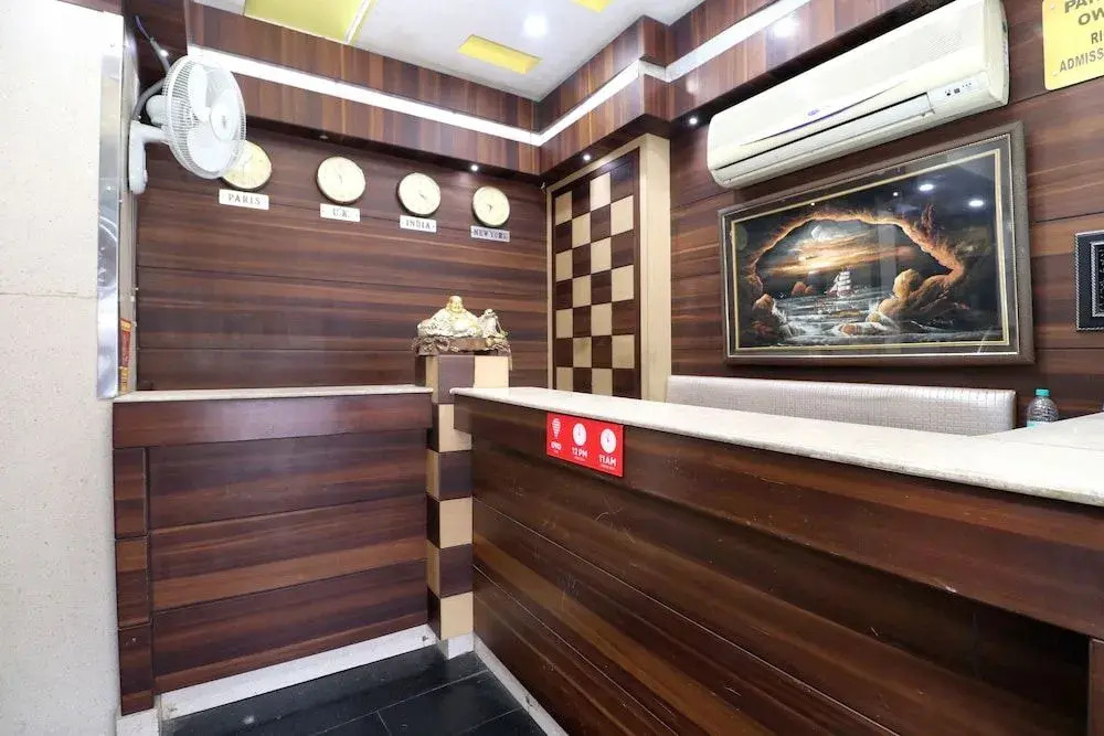 Джаландхар: Oyo 3504 Vivek International Hotel