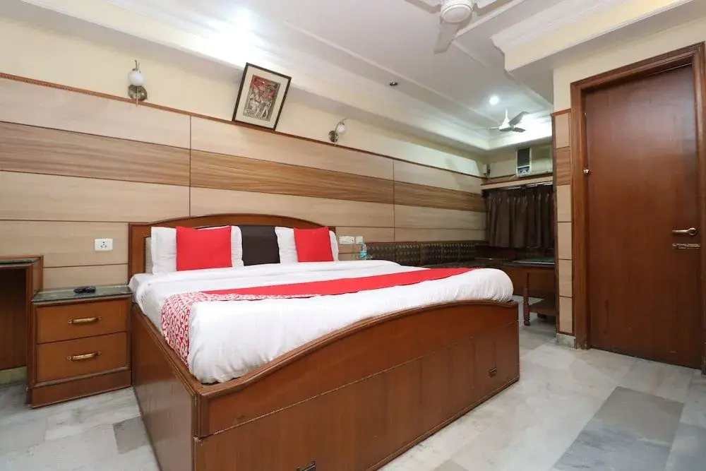 Джаландхар: Oyo 3504 Vivek International Hotel