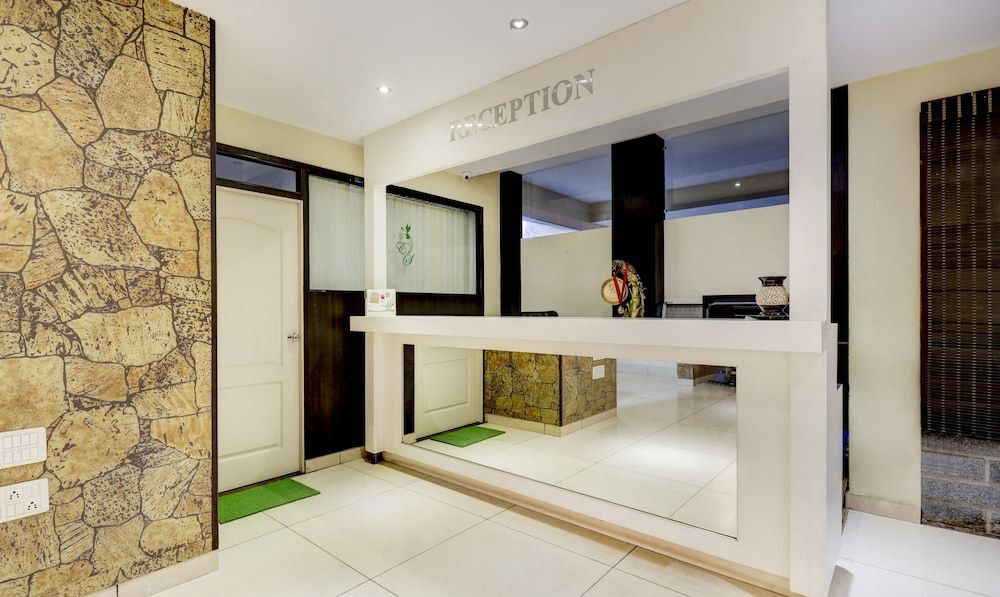 Бангалор: Eden Suites Service Apartments by Treebo