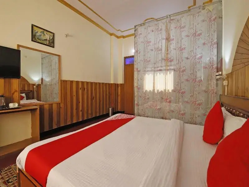 Теог: Oyo 5369 Hotel Shimla Hills International