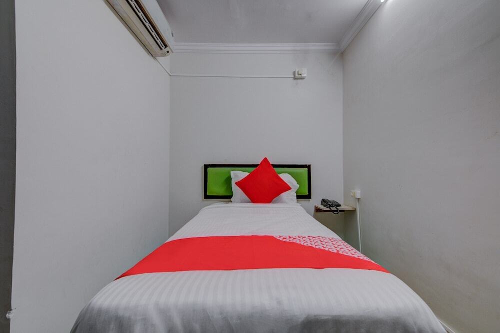 Висакхапатнам: Oyo 14323 Anupama Hotel