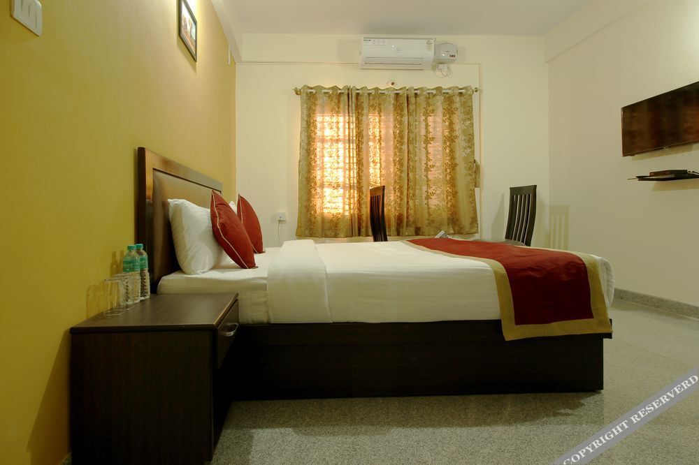 Бангалор: Oyo 6633 The Banjaara Suites