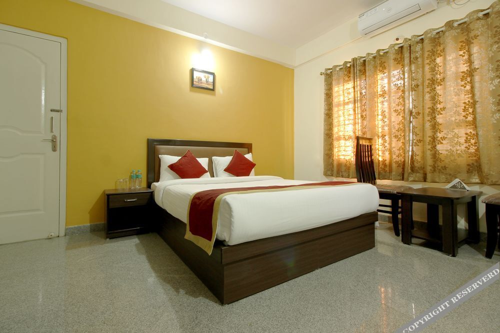 Бангалор: Oyo 6633 The Banjaara Suites