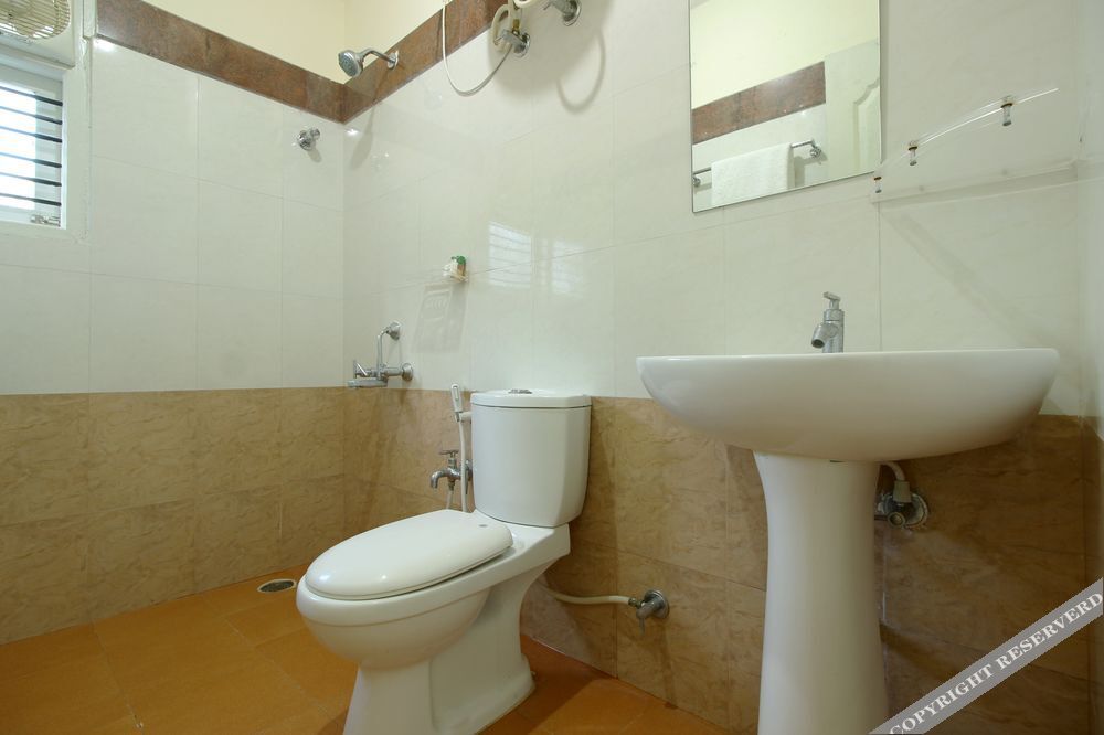 Бангалор: Oyo 6633 The Banjaara Suites