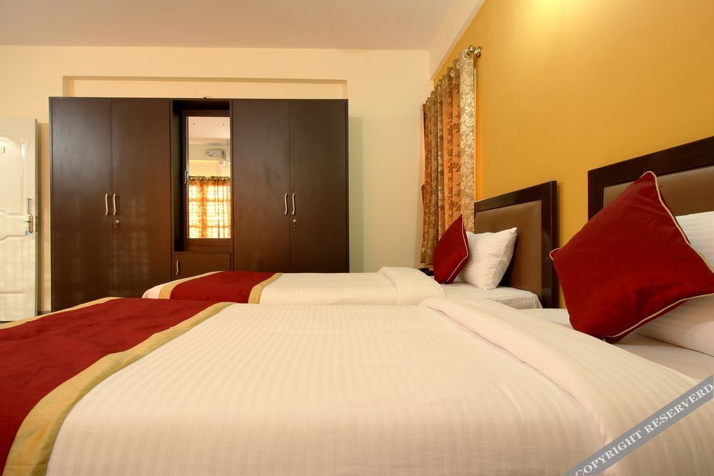 Бангалор: Oyo 6633 The Banjaara Suites