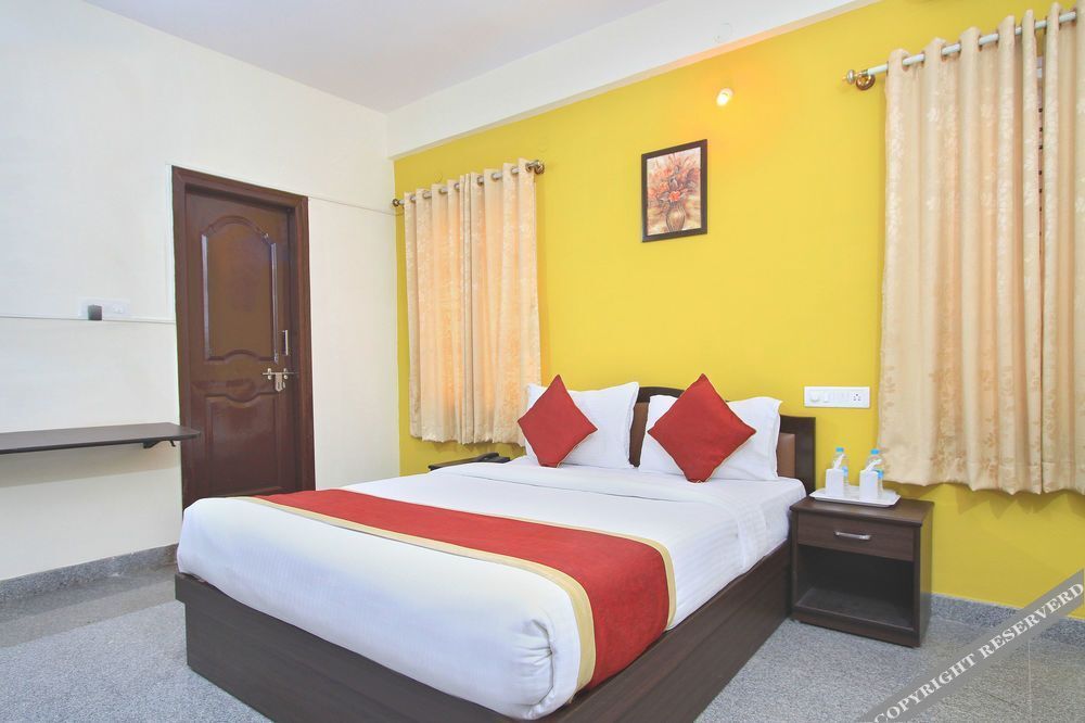 Бангалор: Oyo 6633 The Banjaara Suites