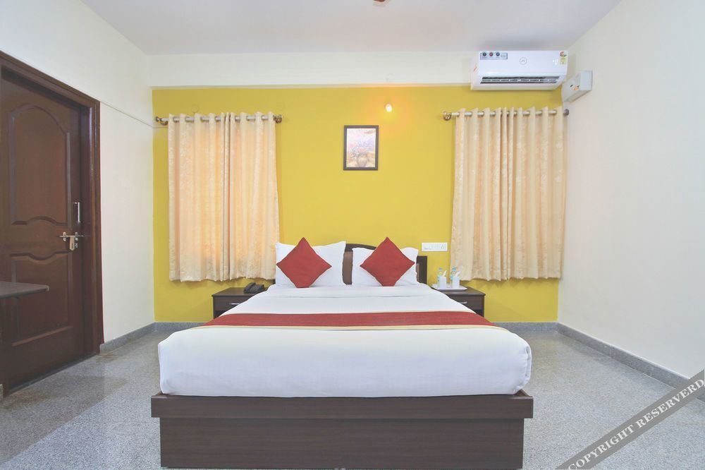 Бангалор: Oyo 6633 The Banjaara Suites