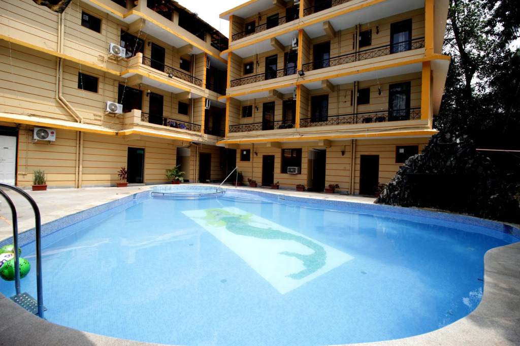 Калангут: OYO 7216 Kris Resort