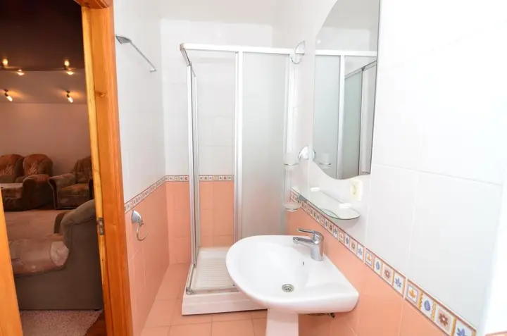Лазурное: Guest House Kastellum