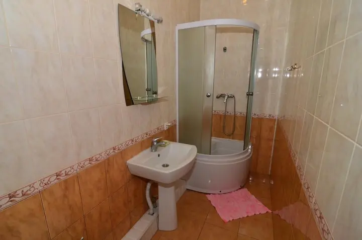 Лазурное: Guest House Kastellum