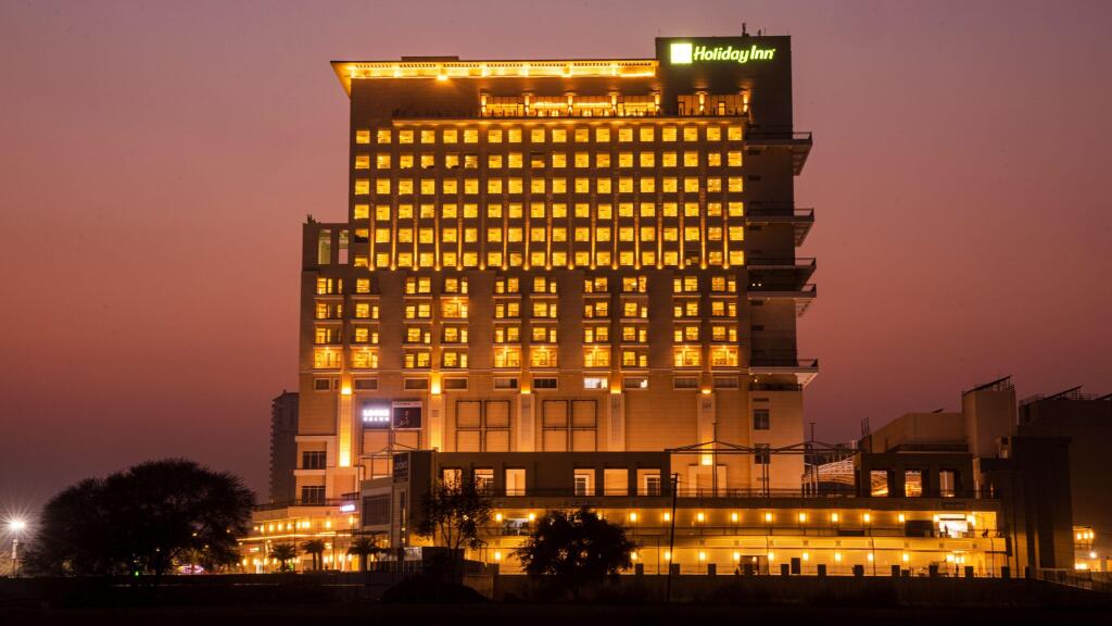 Holiday Inn Gurugram Sector 90 — фото 1