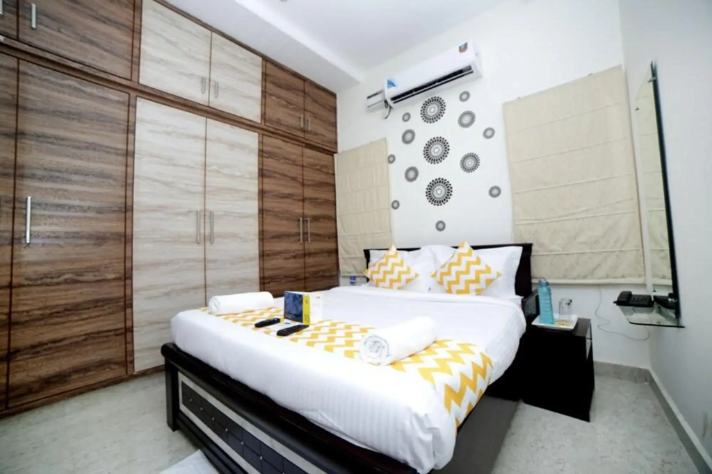 Хидерабад: Hallmark Inn @ Kukatpally