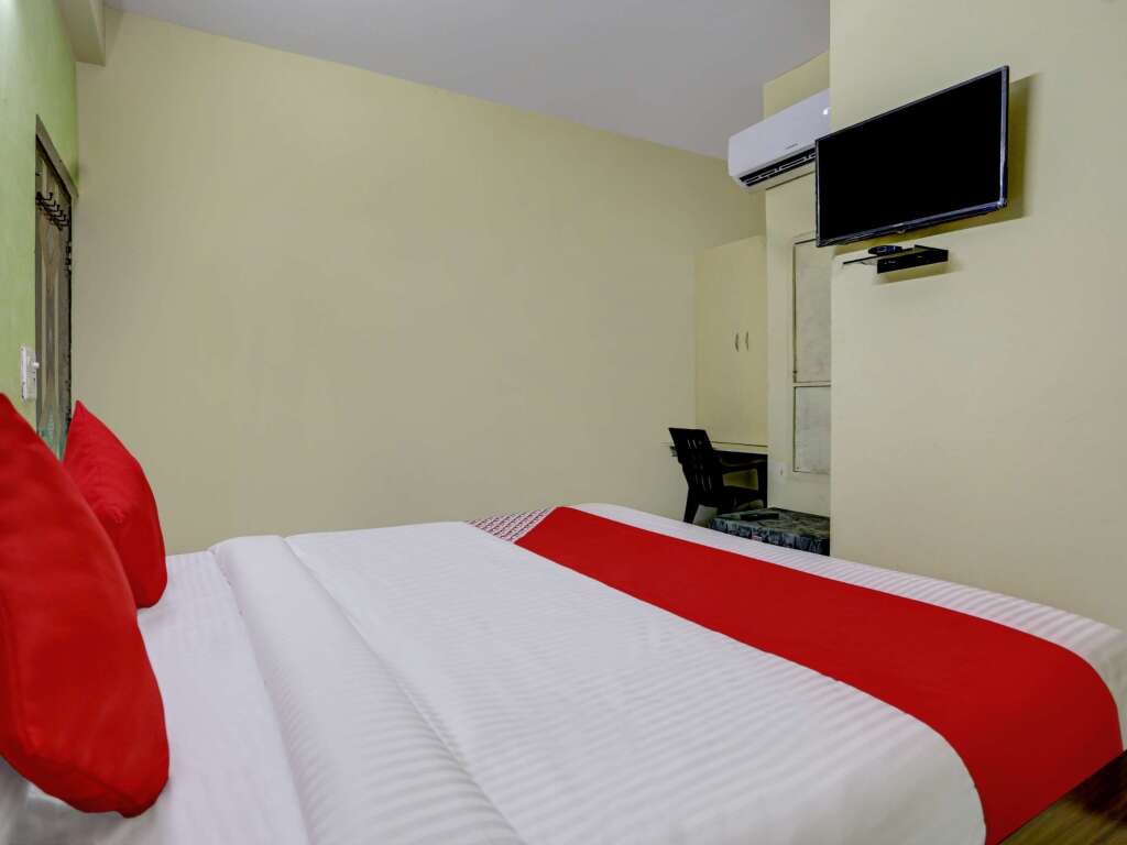 Большая Нойда: Oyo 75124 Hotel Rama Deluxe