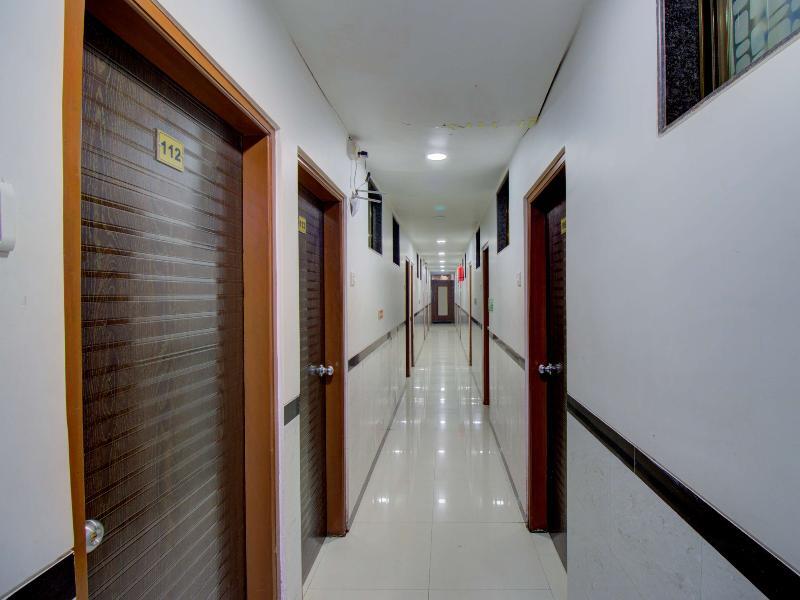Мумбаи: OYO 71172 Hotel Sion Residency