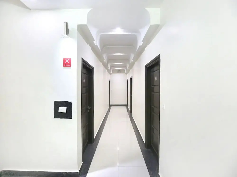 Амритсар: Capital O 9235 Hotel Nayyar