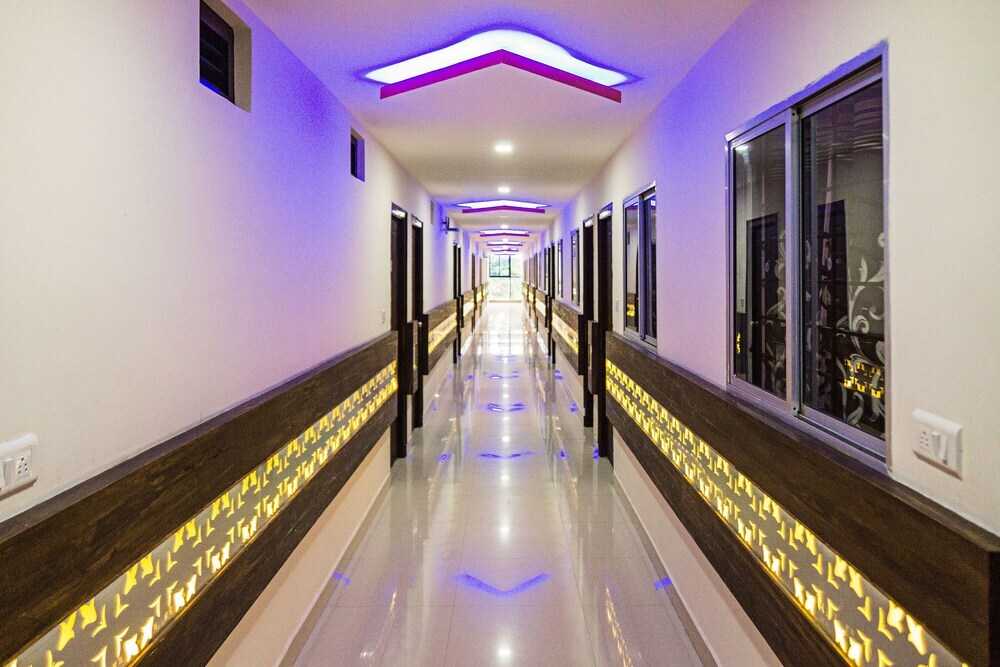 Бангалор: Capital O 5683 SS Suites