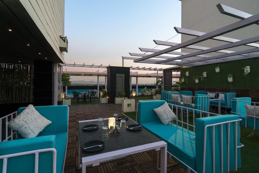 Аджмер: Xenious LN Courtyard Hotel