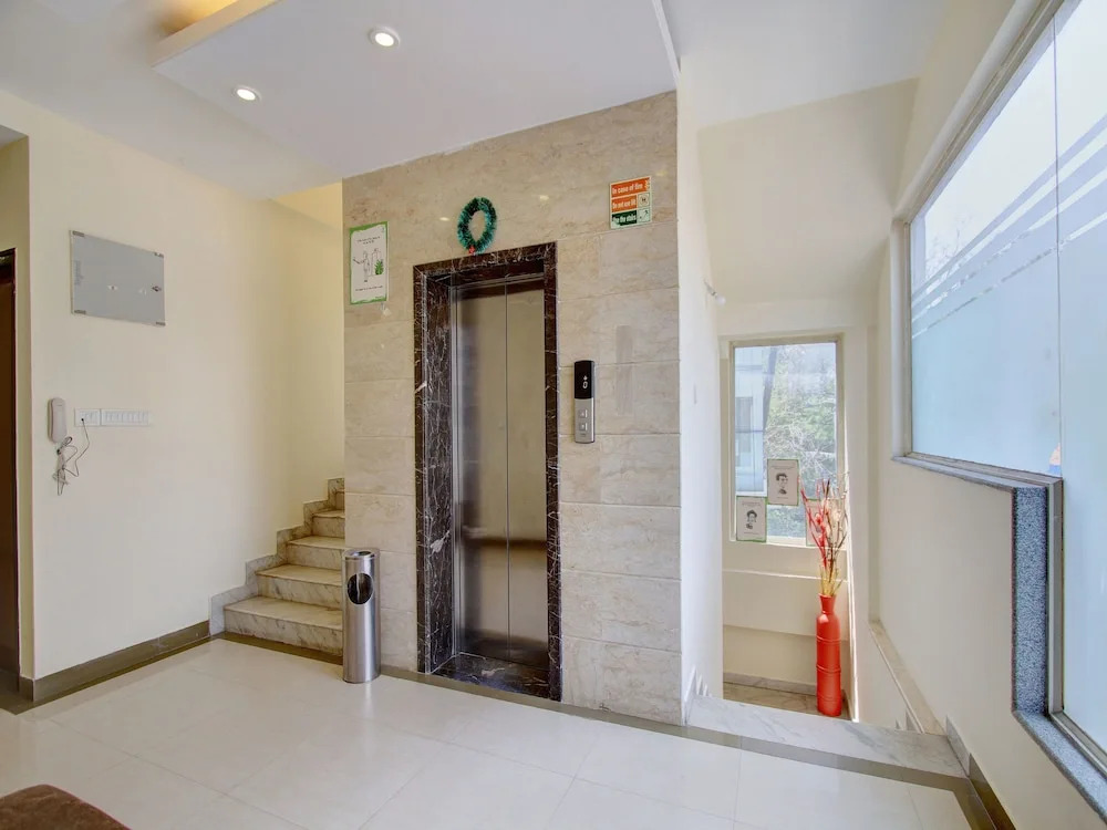 Бангалор: Capital O 11137 Hotel Morgen Suites