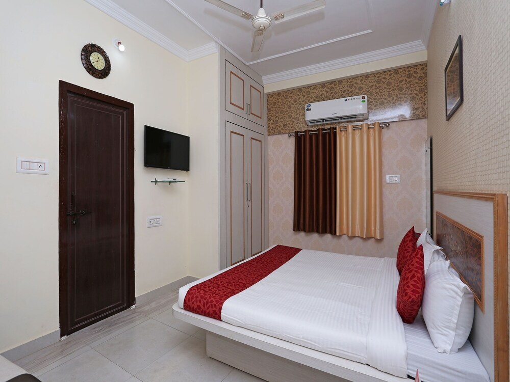 Кота: Radhika Resort by OYO Rooms
