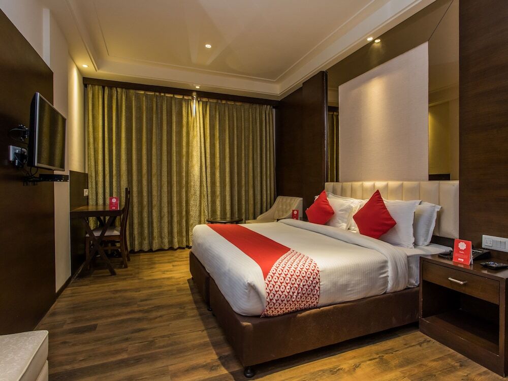 Индаур: Hotel 25 Hours by OYO Rooms