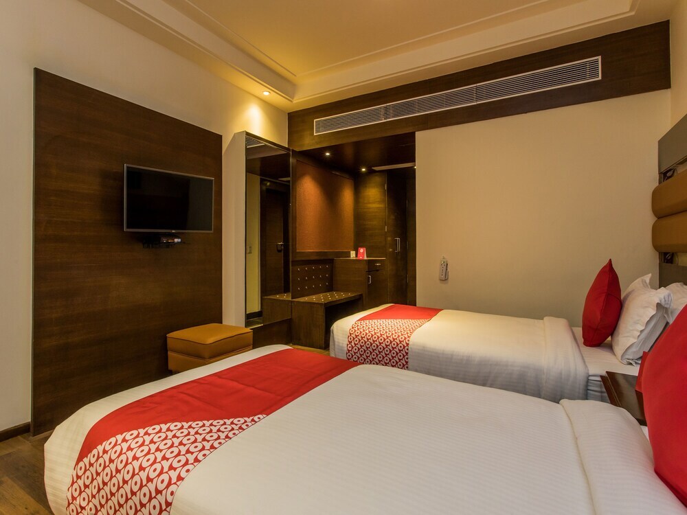 Индаур: Hotel 25 Hours by OYO Rooms