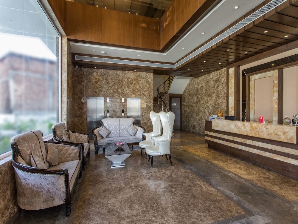Индаур: Hotel 25 Hours by OYO Rooms
