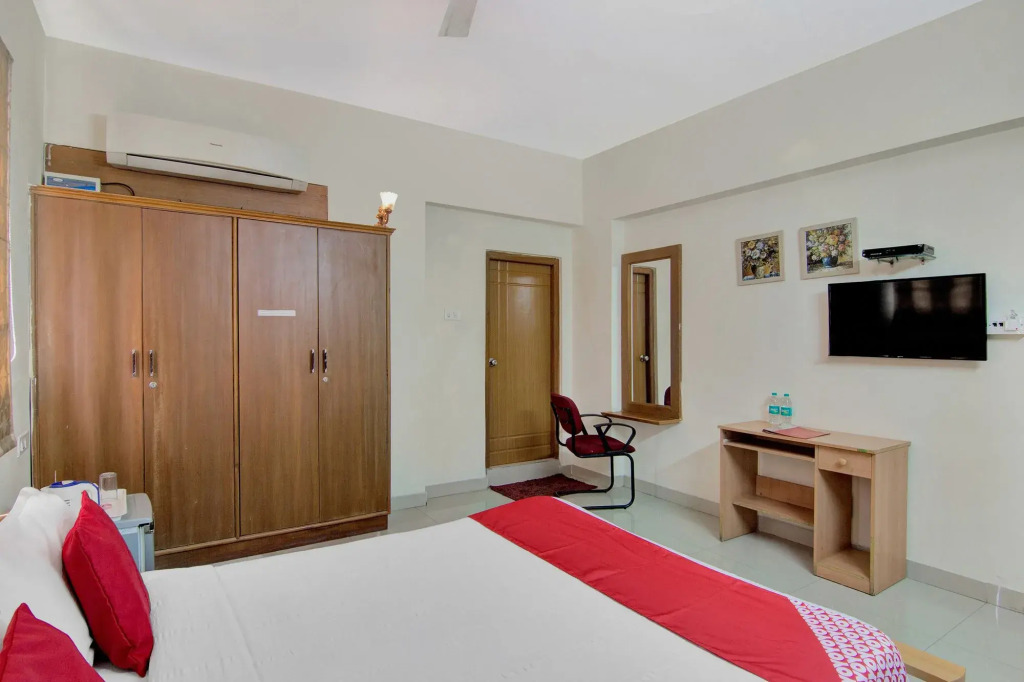 Хидерабад: SilverKey 20008 Executive Stays Madhapur