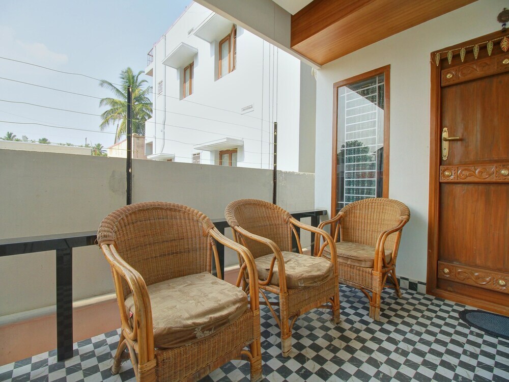 Коимбатур: Sundaryam Apartment By OYO Rooms
