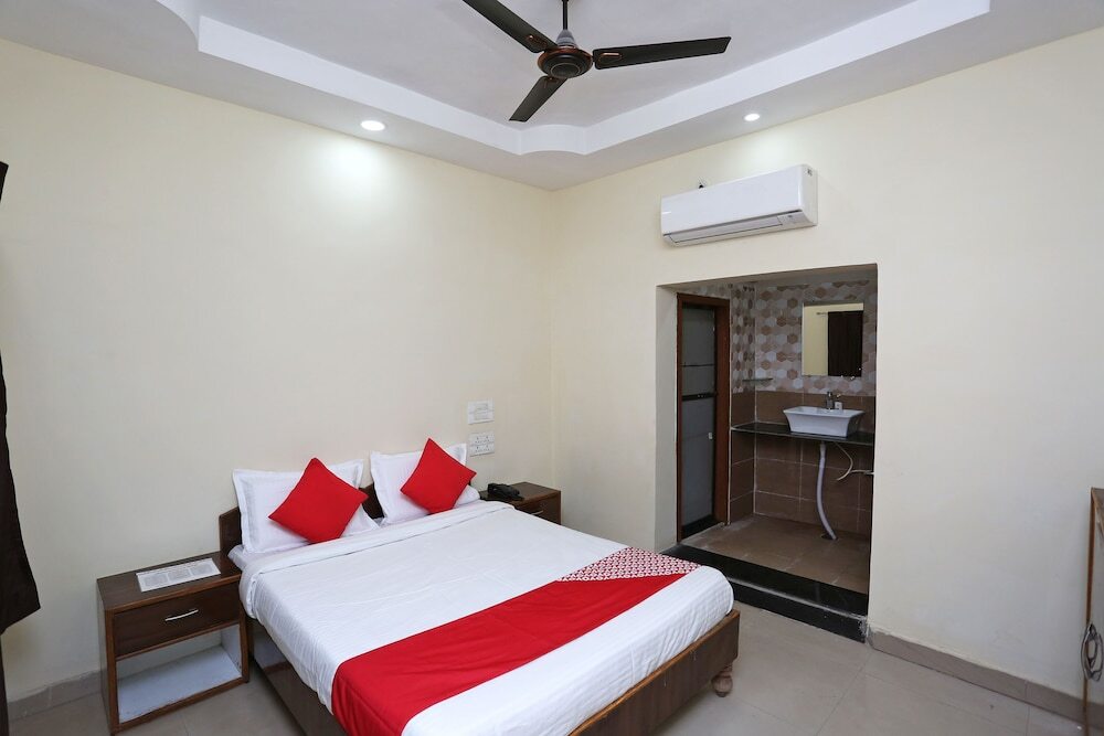 Райпур: Prince Guest House