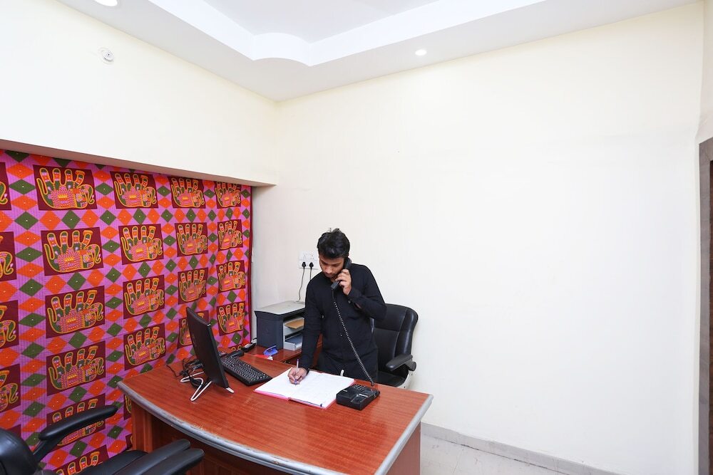Райпур: Prince Guest House