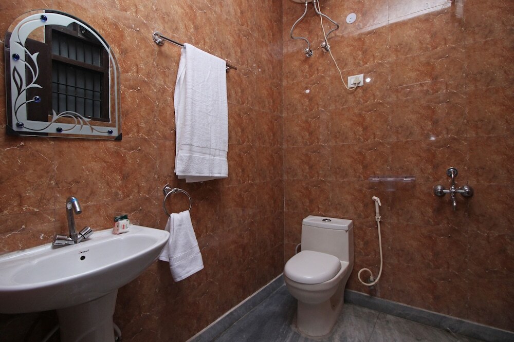 Нойда: Viditva 1 By OYO Rooms