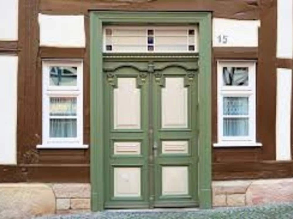 Нойда: Oyo 43709 Glorious Stayz 53