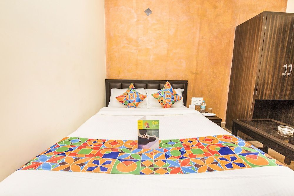 Ховрах: De Sivalika Howrah by FabHotel