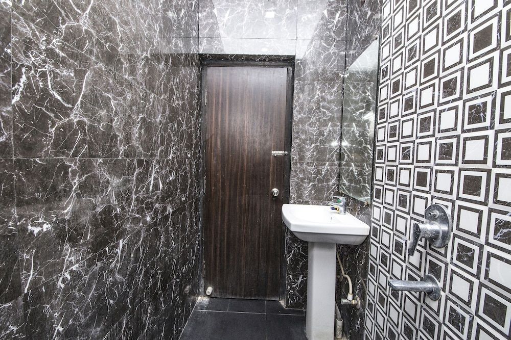 Ховрах: De Sivalika Howrah by FabHotel