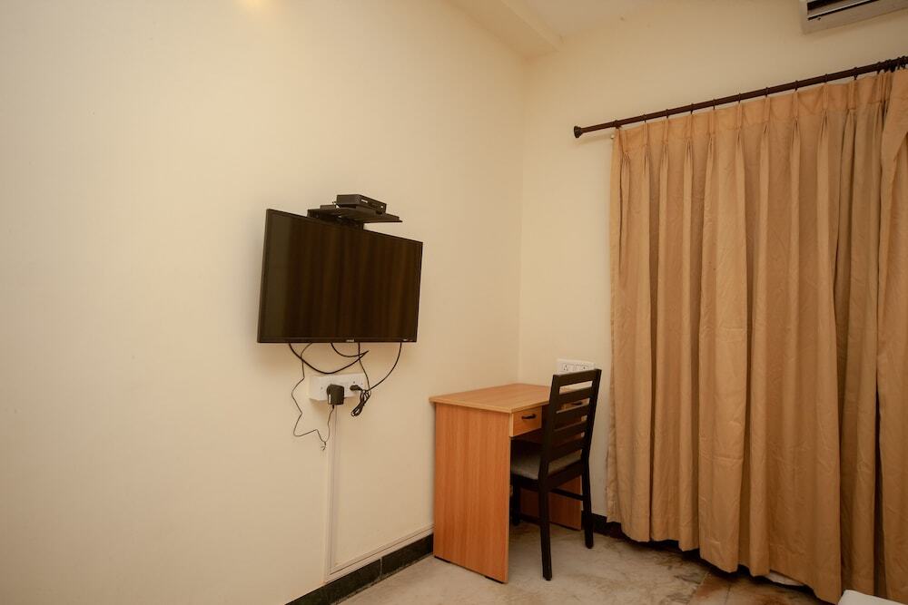 Ченнаи: SilverKey Executive Stays 24150 Egmore