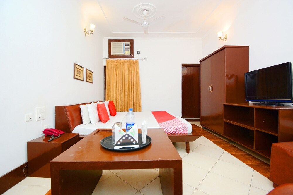 Патанкот: Dlm Valley Resorts by OYO Rooms