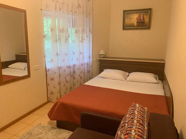 Алушта: Меблированные комнаты Вита