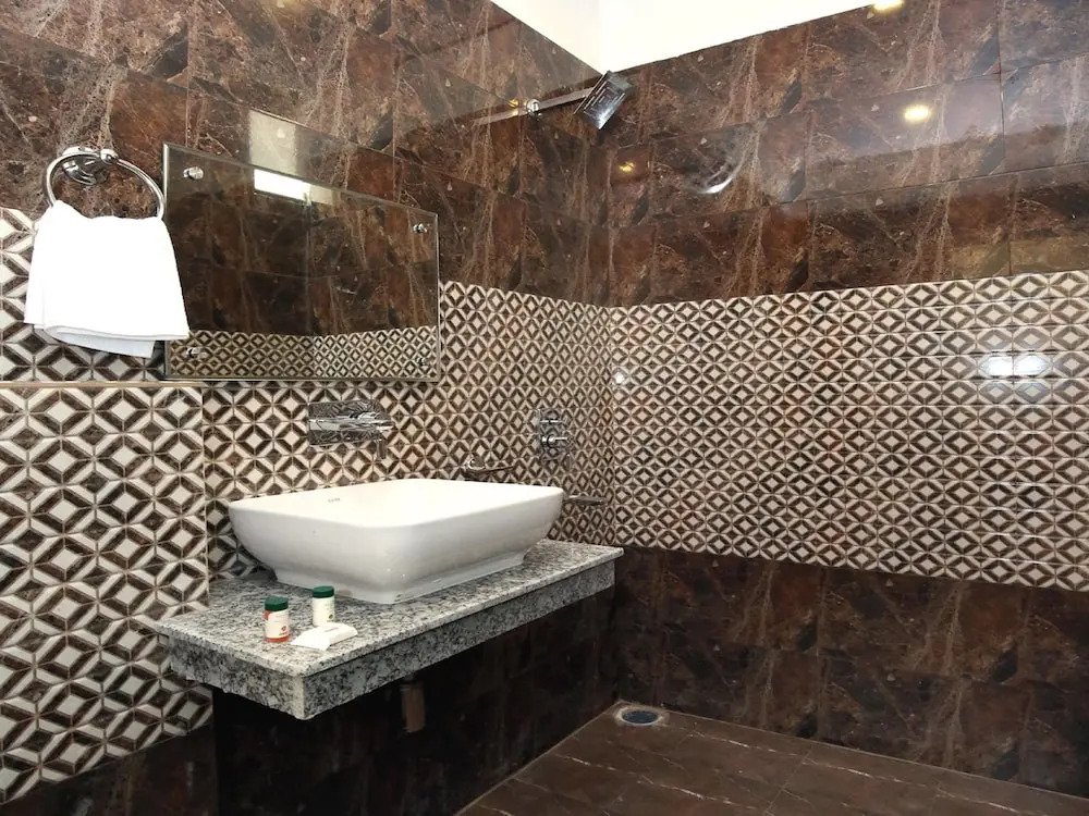Чандигарх: Capital O 9822 Hotel Seven