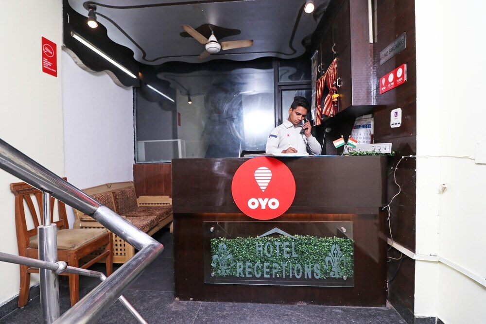 Нойда: OYO 10666 Hotel Star