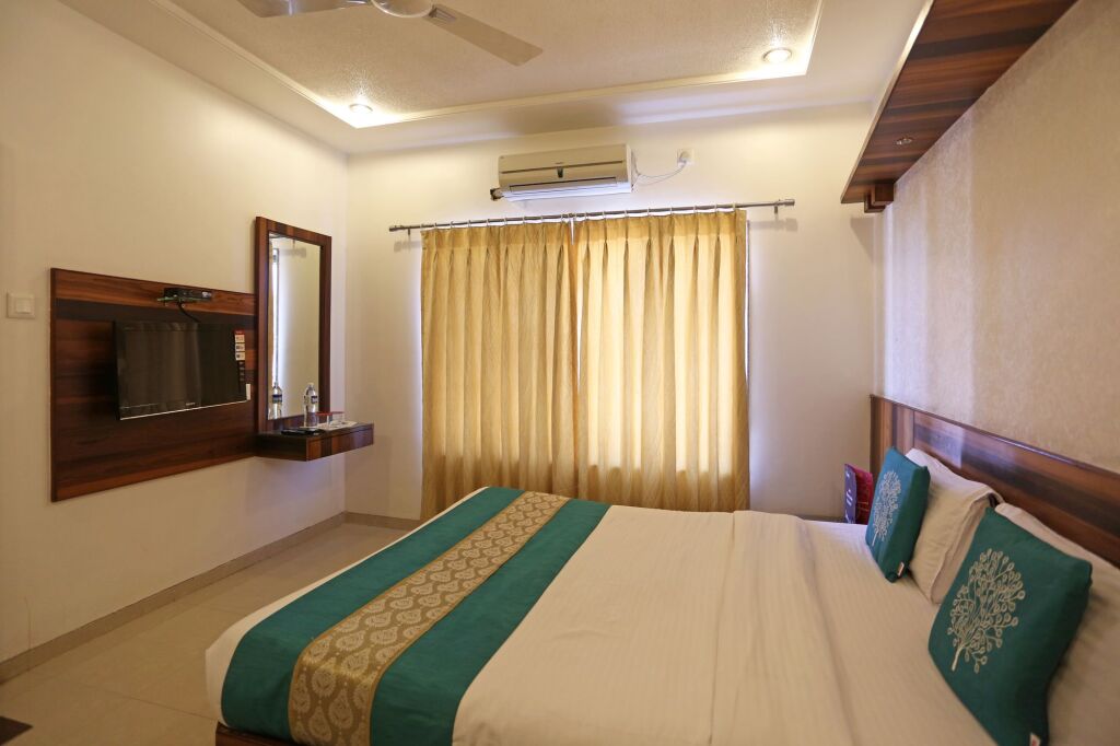 Ширди: OYO 8190 Hotel Satyan Inn