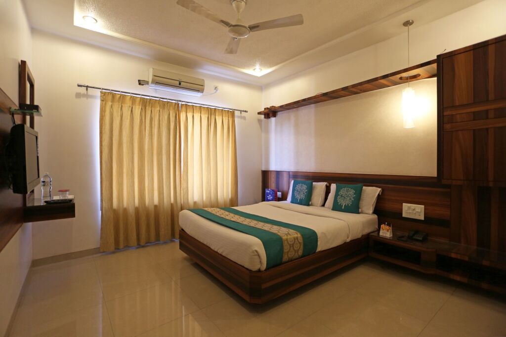 Ширди: OYO 8190 Hotel Satyan Inn