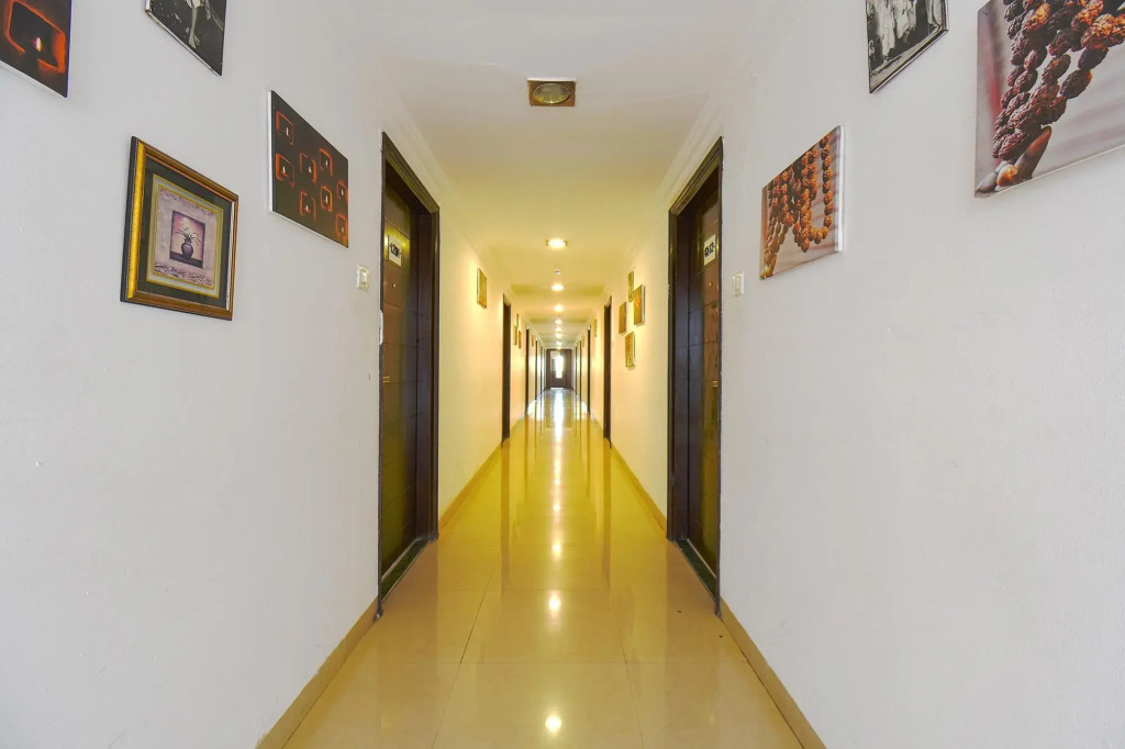 Ширди: Fabhotel Sri Sai Wada