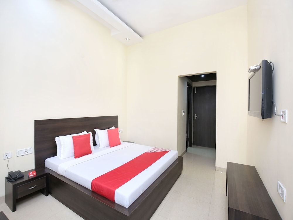 Амритсар: OYO 15534 Hotel Milan Palace