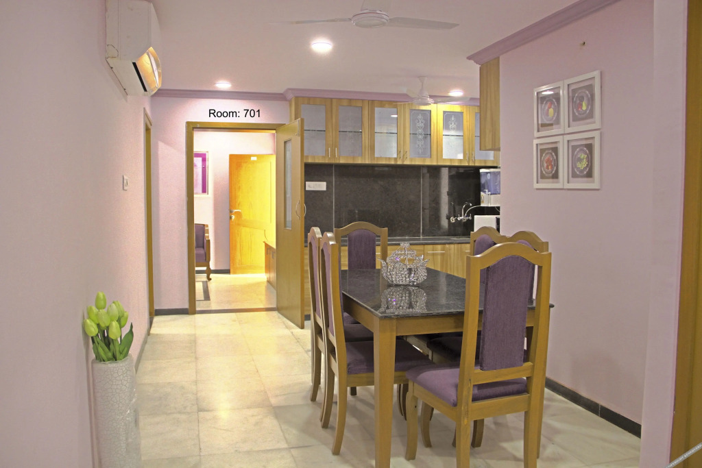 Вадодара: White House Service Apartments