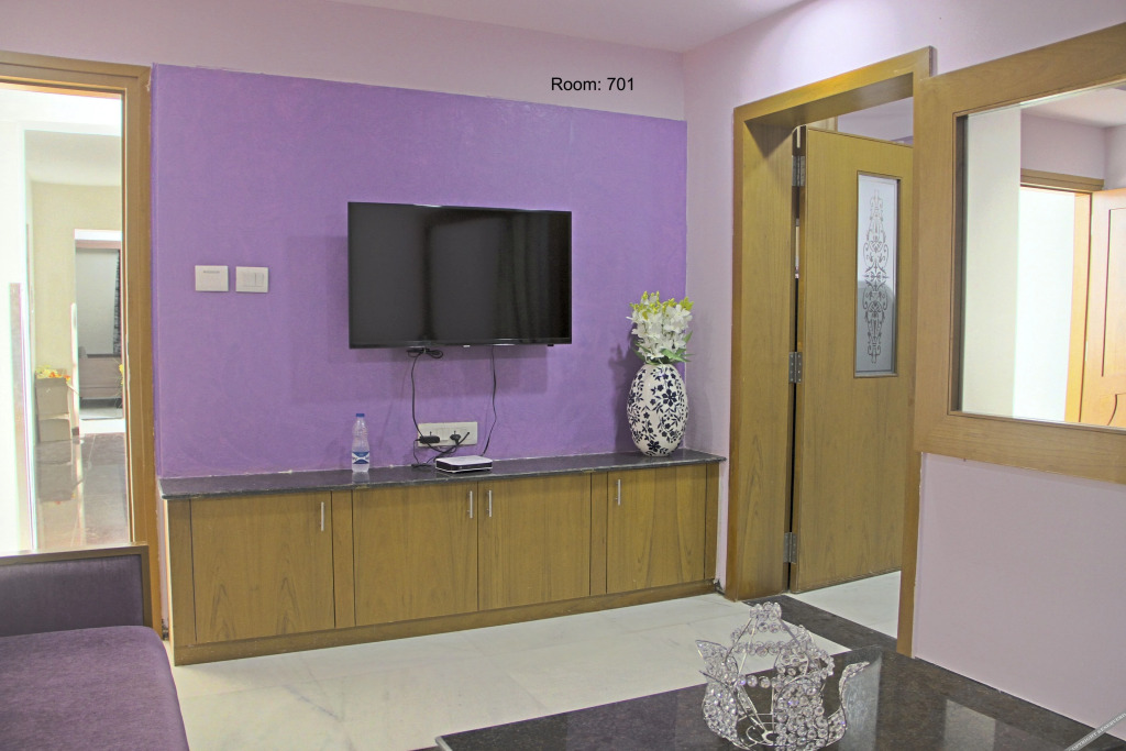 Вадодара: White House Service Apartments