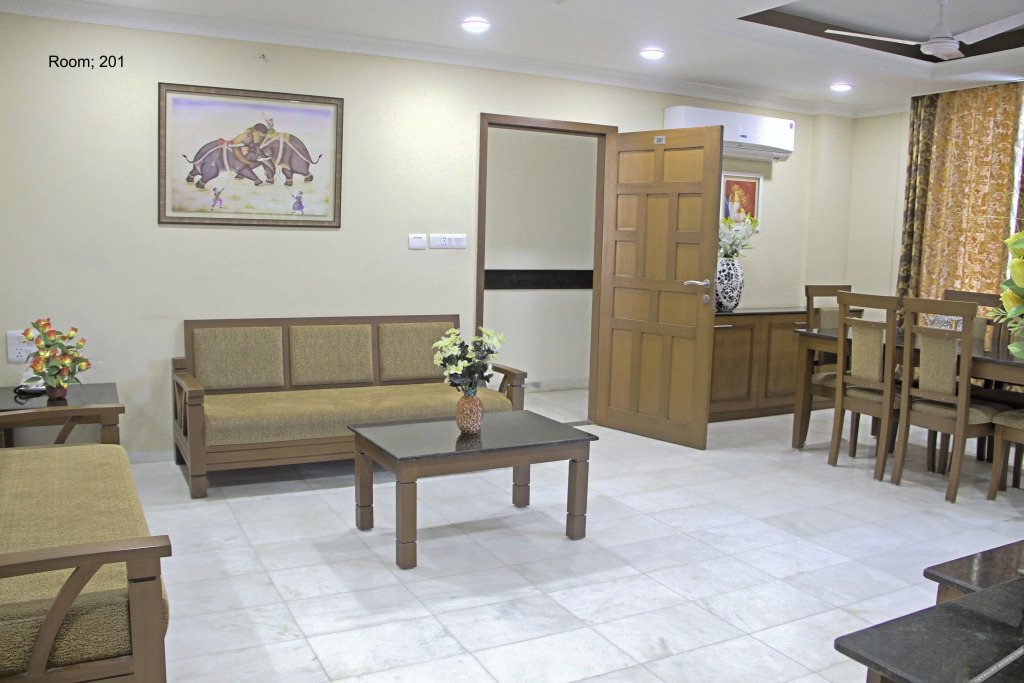 Вадодара: White House Service Apartments