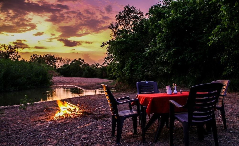Чимур: Beyond Stay Mahua Tola Tadoba