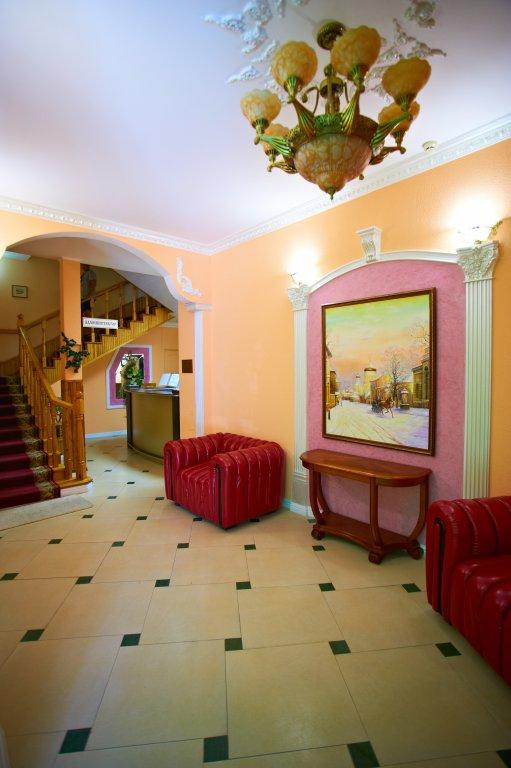 Алушта: Moskva Hotel