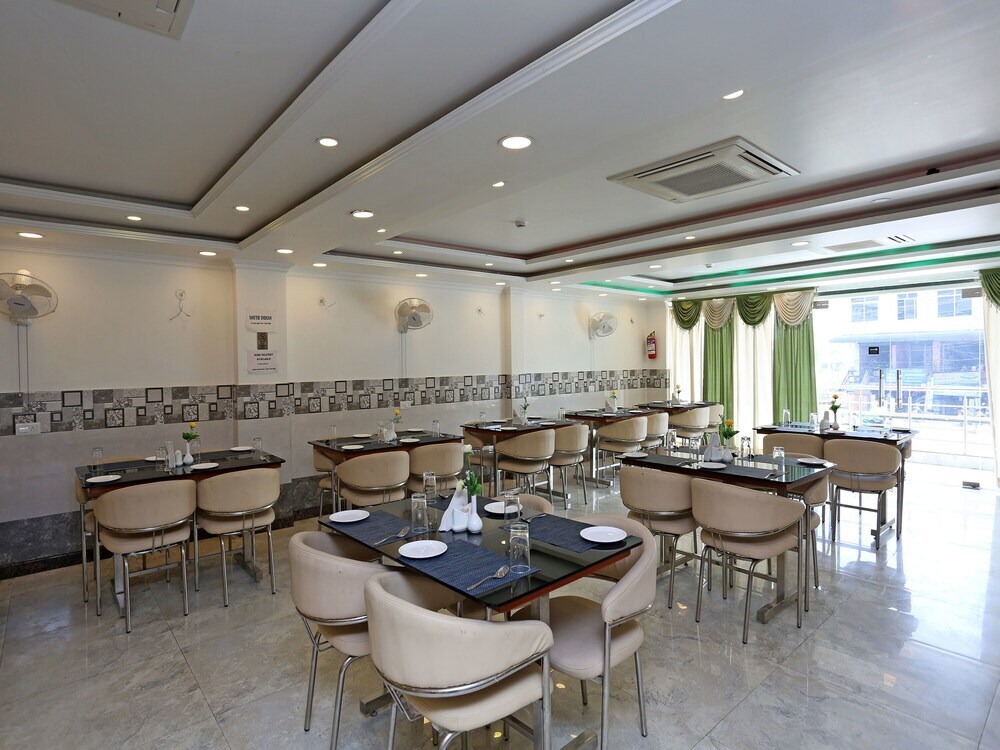Горакхпур: SS Hotel By OYO Rooms