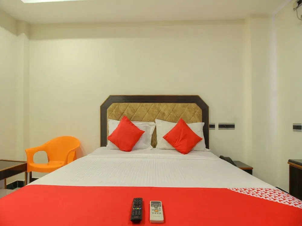 Солагампатти: Hotel Srees by OYO Rooms